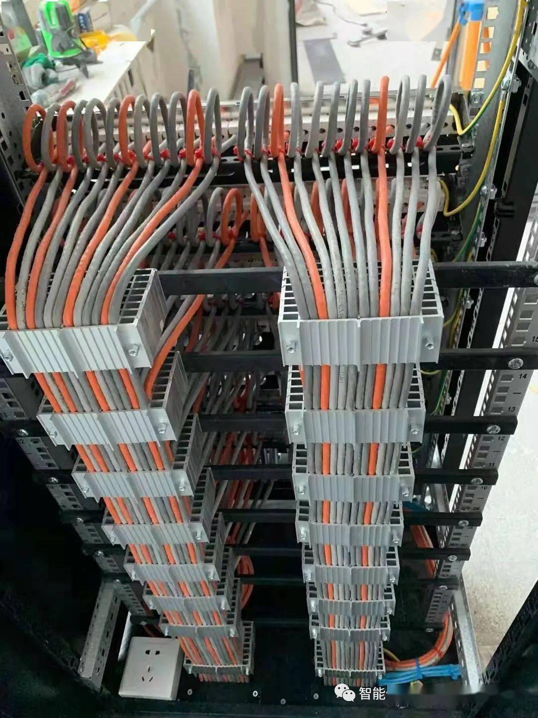 智能化生活与工作的基石 弱电与网络工程施工服务详解